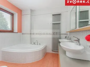 Prodej vily, Hranice, Pod Bílým kamenem, 540 m2