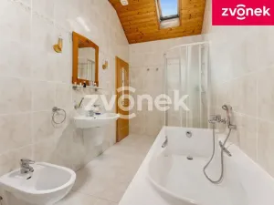 Prodej rodinného domu, Pozlovice, Na Drahách, 180 m2