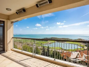 Prodej bytu 4+kk, Topola, Bulharsko, 188 m2