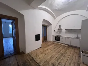 Pronájem bytu 2+1, Hradec Králové, Velké náměstí, 88 m2