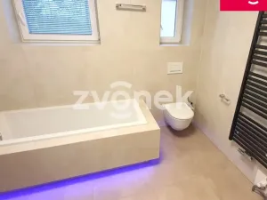 Pronájem rodinného domu, Zlín, Lešenská, 150 m2