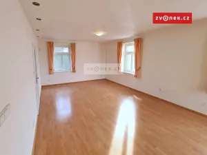 Pronájem rodinného domu, Zlín, Pod Rozhlednou, 200 m2