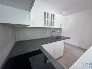 Prodej bytu 1+kk, Meziboří, B. Němcové, 35 m2