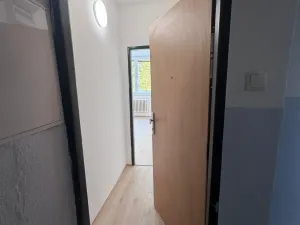 Prodej bytu 1+kk, Meziboří, B. Němcové, 35 m2