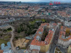 Pronájem bytu 4+kk, Praha - Vinohrady, U Havlíčkových sadů, 140 m2