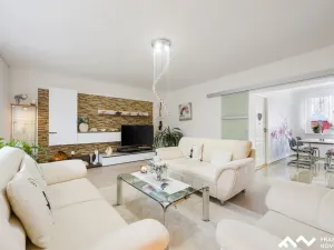 Prodej rodinného domu, Bohutice, 248 m2