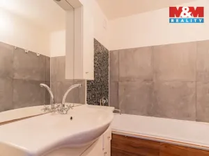 Pronájem bytu 3+1, Cheb, Přátelství, 71 m2