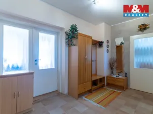 Prodej bytu 3+1, Kroměříž, Husovo náměstí, 92 m2