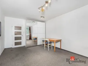 Pronájem bytu 2+1, Praha - Modřany, K otočce, 53 m2