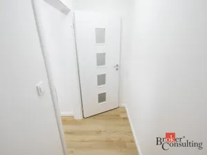 Pronájem bytu 3+1, Praha - Modřany, Urbánkova, 79 m2