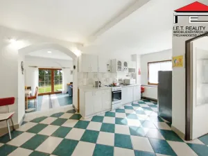 Prodej rodinného domu, Rynholec, nám. 1. máje, 561 m2