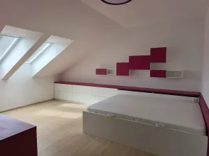 Prodej rodinného domu, Zichovec, 384 m2