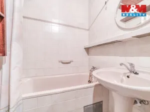 Prodej bytu 3+1, Mariánské Lázně, Lužická, 68 m2