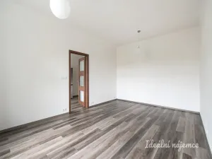 Pronájem bytu 2+kk, Praha - Nusle, Pod lázní, 47 m2