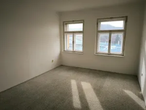 Pronájem bytu 1+1, Děčín, Kamenická, 40 m2