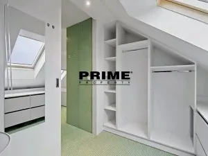 Pronájem bytu 3+1, Praha - Bubeneč, U akademie, 130 m2
