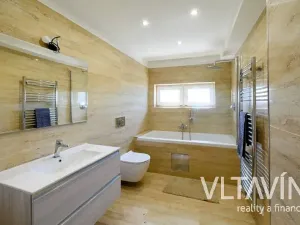 Prodej rodinného domu, Praha - Horní Počernice, Jeřická, 232 m2