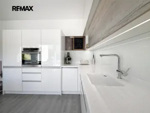 Pronájem rodinného domu, Praha - Březiněves, V křepelkách, 146 m2