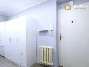 Prodej bytu 2+1, Pardubice - Zelené Předměstí, kpt. Nálepky, 56 m2