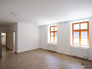 Pronájem bytu 2+kk, Olomouc, Dolní náměstí, 60 m2