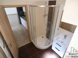 Pronájem bytu 2+kk, Olomouc, Dolní náměstí, 60 m2