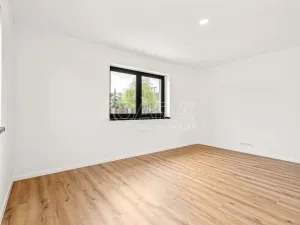 Prodej rodinného domu, Rostoklaty - Nová Ves II, 190 m2