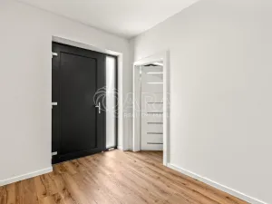 Prodej rodinného domu, Rostoklaty - Nová Ves II, 190 m2