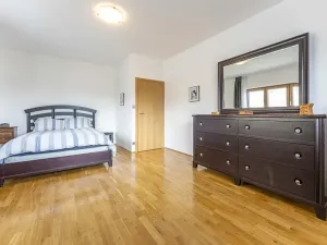 Pronájem rodinného domu, Praha - Nebušice, Požárnická, 350 m2