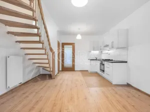 Prodej rodinného domu, Bašť, Brandýská, 88 m2