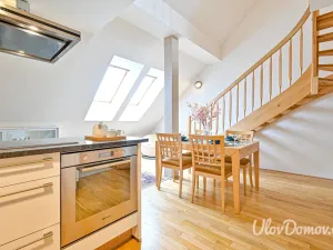 Prodej bytu 3+kk, Praha - Nusle, Táborská, 93 m2