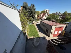 Pronájem bytu 1+1, Praha - Žižkov, Na Jarově, 35 m2