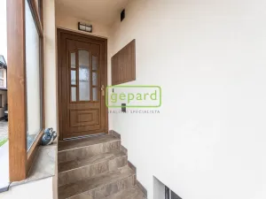 Pronájem bytu 4+1, Praha - Dolní Chabry, Osecká, 110 m2