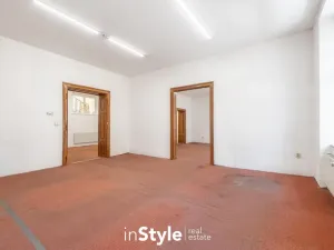 Pronájem kanceláře, Uherské Hradiště, Nádražní, 98 m2