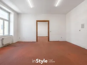 Pronájem kanceláře, Uherské Hradiště, Nádražní, 98 m2