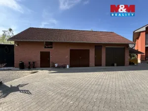 Prodej rodinného domu, Hrabyně, 214 m2