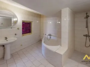Prodej rodinného domu, Hradec Králové - Kukleny, Zelená, 218 m2