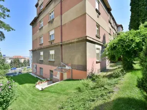 Pronájem bytu 1+kk, Praha - Smíchov, Na Březince, 32 m2