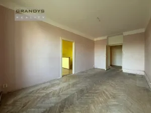 Prodej bytu 3+1, Praha - Vinohrady, náměstí Jiřího z Lobkovic, 92 m2