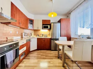 Pronájem bytu 2+1, Zlín, Podlesí V, 52 m2
