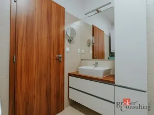 Pronájem bytu 3+1, Jihlava, Věžní, 101 m2