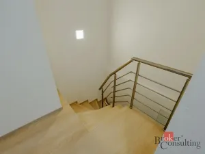 Pronájem bytu 3+1, Jihlava, Věžní, 101 m2