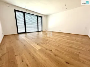 Pronájem bytu 1+kk, Praha, Starokošířská, 43 m2