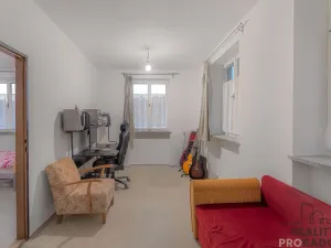 Prodej výrobních prostor, Moravský Krumlov, Pod Leskounem, 14738 m2