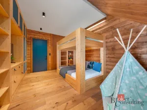 Prodej ubytování, Harrachov - Nový Svět, 223 m2