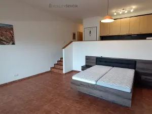 Prodej bytu 1+kk, Lipno nad Vltavou - Slupečná, 38 m2