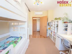 Prodej bytu 3+kk, Holubice, 79 m2
