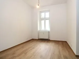 Pronájem bytu 2+kk, Plzeň, Krátká, 45 m2