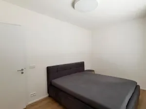 Pronájem bytu 3+kk, Praha - Hostivař, U hostivařského nádraží, 126 m2