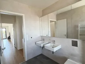Pronájem bytu 3+kk, Praha - Hostivař, U hostivařského nádraží, 126 m2