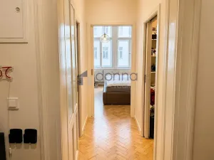 Pronájem bytu 2+kk, Praha, Přemyslovská, 63 m2